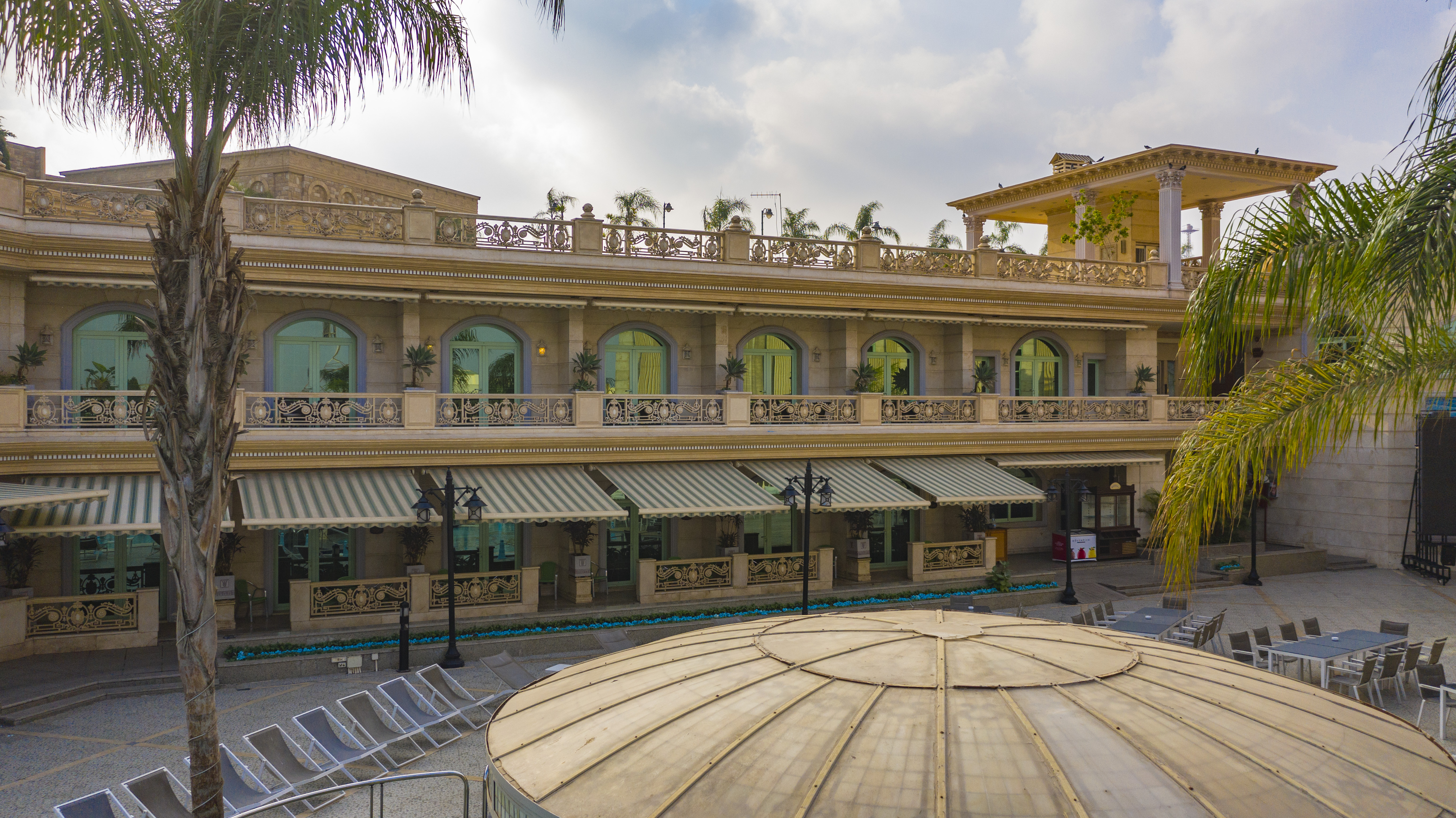 EMERALD BALLROOM